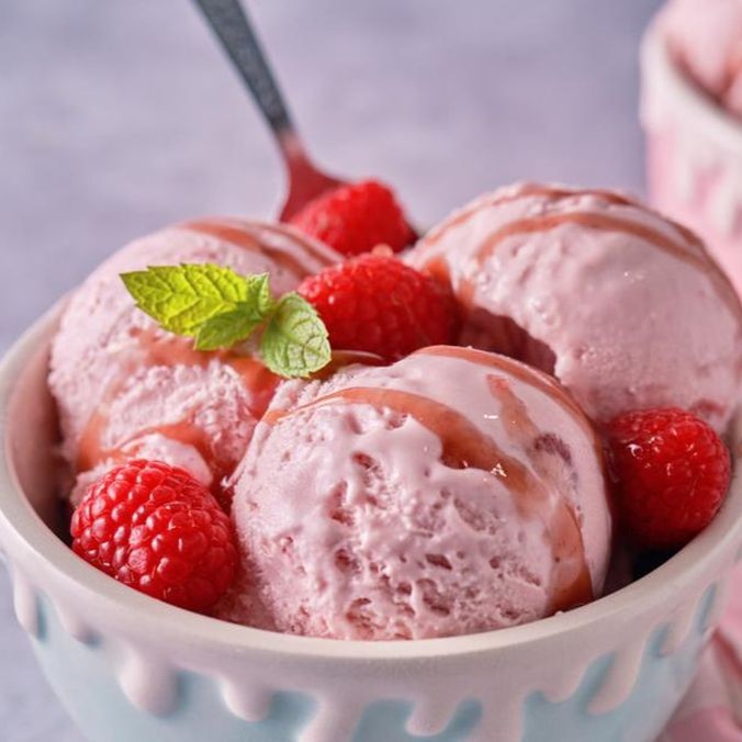 ilustrasi-es-krim-stroberi-1_169